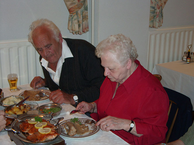 07%20045%2046%20Sjra%20en%20Joke%20-%202005%20Feest%20Thijs%2050