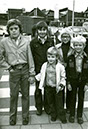 12%20106%2012%20Wil,%20John,%20Ron%20en%20Peter%20van%20tante%20Nel,%20Hen%20van%20tante%20Mie
